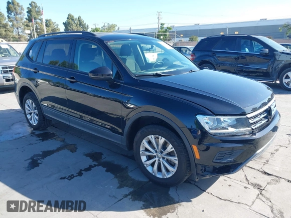2018 Volkswagen Tiguan S with VIN 3VV1B7AX1JM091928, listed as a IAAI auction lot 42283454 with 53,650 mi miles and . Bid and sale history available at DreamBid. Image 1.