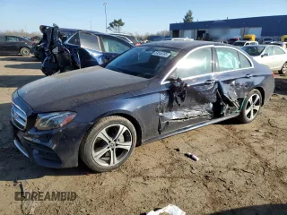 2020 Mercedes-Benz E 350 with VIN WDDZF8EB7LA700729, listed as a Copart auction lot 53048385 with 16,326 mi miles and Salvage title. Bid and sale history available at DreamBid. Image 1.