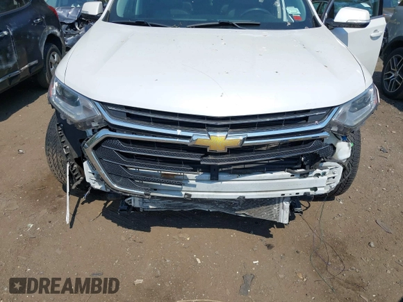 2018 Chevrolet Traverse LT Leather with VIN 1GNEVHKWXJJ225035, listed as a IAAI auction lot 39736687 with 89,973 mi miles. Bid and sale history available at carsss.com. Image 6.