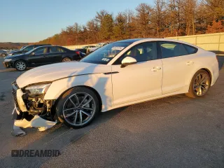 2024 Audi A5 Sportback S line Premium z VIN WAUDACF5XRA084903, wystawiony jako Copart lot #86019754 z przebiegiem 3 578 mil mil oraz Szkoda całkowita • Salvage title. Historia ofert i sprzedaży dostępna na DreamBid. Obrazek 1.