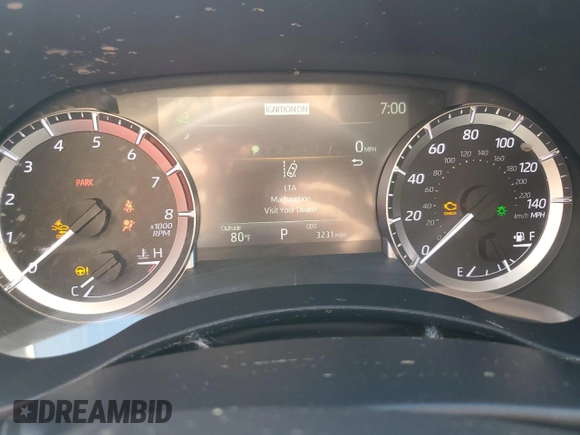 2024 Toyota Highlander LE z VIN 5TDKDRBH6RS563939, wystawiony jako Copart lot #57876085 z przebiegiem 3 231 mil mil oraz Szkoda całkowita • Salvage title. Historia ofert i sprzedaży dostępna na DreamBid. Obrazek 9.