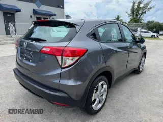 2022 Honda HR-V LX with VIN 3CZRU5H30NM724759, listed as a Copart auction lot 61826825 with 22,745 mi miles and Non repairable. Bid and sale history available at DreamBid. Image 3.
