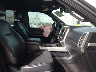 2016 Ford F-150 XLT with VIN 1FTEW1EG8GKE16490, listed as a IAAI auction lot 40622454 with 156,573 mi miles. Bid and sale history available at carsss.com. Image 5.