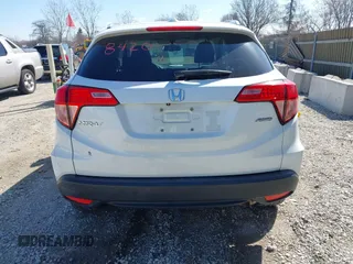 2018 Honda HR-V EX-L Navi with VIN 3CZRU6H7XJM716266, listed as a IAAI auction lot 41978420 with 92,510 mi miles. Bid and sale history available at carsss.com. Image 16.