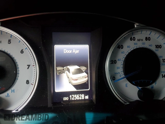 2016 Toyota Camry XLE with VIN 4T1BF1FK2GU174530, listed as a Copart auction lot 43219995 with 125,628 mi miles and Salvage Title. Bid and sale history available at DreamBid. Image 9.