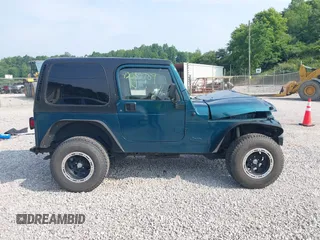 1998 Jeep Wrangler Sport with VIN 1J4FY19S2WP786844, listed as a IAAI auction lot 42382789 with 306,228 mi miles and . Bid and sale history available at DreamBid. Image 14.