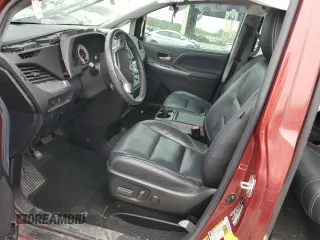 2017 Toyota Sienna SE with VIN 5TDXZ3DC5HS858275, listed as a Copart auction lot 53954505 with 38,870 mi miles and Salvage title. Bid and sale history available at DreamBid. Image 7.