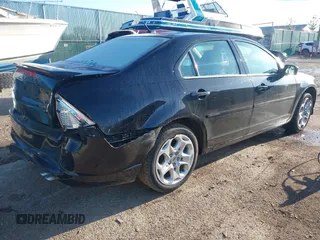 2011 Ford Fusion SE with VIN 3FAHP0HA6BR106831, listed as a IAAI auction lot 41853144 with 138,567 mi miles and . Bid and sale history available at carsss.com. Image 4.