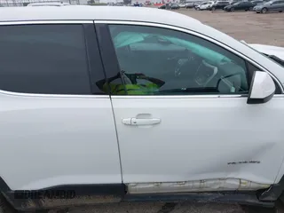 2017 GMC Acadia SLE z VIN 1GKKNKLAXHZ212572, wystawiony jako IAAI lot #42385441 z przebiegiem 127 974 mil mil oraz . Historia ofert i sprzedaży dostępna na DreamBid. Obrazek 13.
