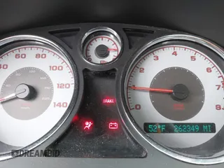 2007 Pontiac G5 with VIN 1G2AL15F877165704, listed as a IAAI auction lot 41826881 with 262,349 mi miles. Bid and sale history available at carsss.com. Image 7.