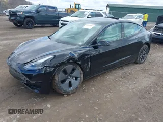 2021 Tesla Model 3 Long Range with VIN 5YJ3E1EB7MF052988, listed as a IAAI auction lot 42052662 with 29,877 mi miles and . Bid and sale history available at carsss.com. Image 19.