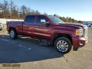 2019 GMC Sierra 2500HD Denali with VIN 1GT12SEY6KF265188, listed as a Copart auction lot 84848924 with 0 mi miles and Salvage Title. Bid and sale history available at carsss.com. Image 4.