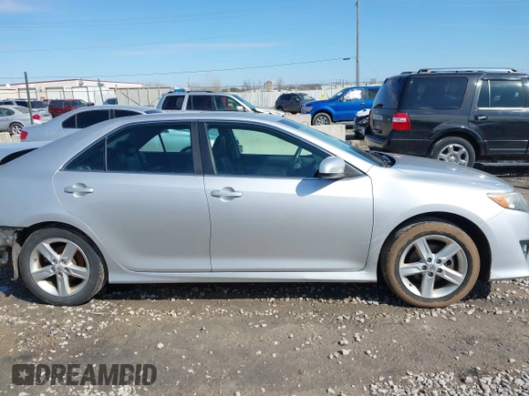 2012 Toyota Camry L with VIN 4T1BF1FK3CU507909, listed as a IAAI auction lot 41884046 with 175,941 mi miles. Bid and sale history available at carsss.com. Image 14.