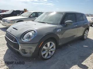2020 MINI Clubman Cooper S with VIN WMWLV7C06L2M18202, listed as a Copart auction lot 77072624 with 0 mi miles and Non Repairable. Bid and sale history available at carsss.com. Image 1.