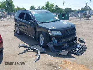 2016 Ford Explorer XLT z VIN 1FM5K8DH5GGD00306, wystawiony jako IAAI lot #42295353 z przebiegiem 65 582 mil mil oraz . Historia ofert i sprzedaży dostępna na DreamBid. Obrazek 1.