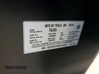 2024 Tesla Cybertruck z VIN 7G2CEHED8RA014228, wystawiony jako Copart lot #49007345 z przebiegiem 10 050 mil mil oraz Szkody całkowita. Historia ofert i sprzedaży dostępna na DreamBid. Obrazek 12.