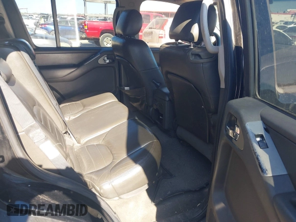 2007 Nissan Pathfinder S z VIN 5N1AR18U37C632647, wystawiony jako IAAI lot #41852844 z przebiegiem 229 775 mil mil oraz . Historia ofert i sprzedaży dostępna na DreamBid. Obrazek 8.