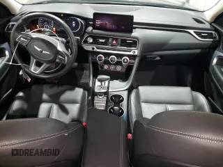 2023 Genesis G70 2.0T with VIN KMTG34TA1PU131167, listed as a Copart auction lot 80670154 with 27,980 mi miles and Clean Title. Bid and sale history available at DreamBid. Image 8.