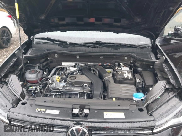 2025 Volkswagen Taos S z VIN 3VV5C7B27SM023006, wystawiony jako IAAI lot #42188274 z przebiegiem 5 375 mil mil oraz . Historia ofert i sprzedaży dostępna na DreamBid. Obrazek 10.