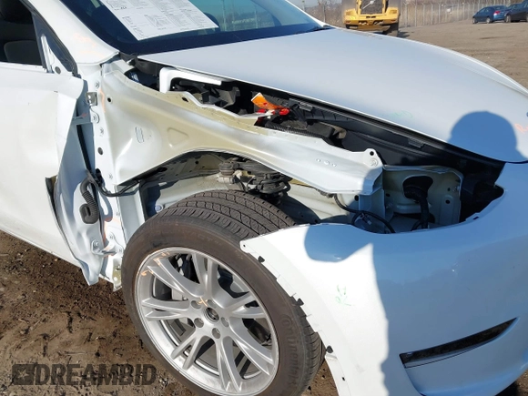 2023 Tesla Model Y Long Range z VIN 7SAYGDEE5PF765326, wystawiony jako IAAI lot #41757113 z przebiegiem 10 461 mil mil oraz . Historia ofert i sprzedaży dostępna na DreamBid. Obrazek 6.