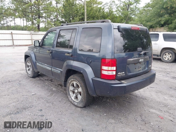 2008 Jeep Liberty Sport z VIN 1J8GN28K78W230816, wystawiony jako IAAI lot #42386840 z przebiegiem 113 004 mil mil oraz . Historia ofert i sprzedaży dostępna na DreamBid. Obrazek 3.