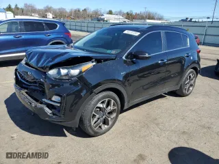 2020 Kia Sportage EX with VIN KNDPNCAC1L7783187, listed as a Copart auction lot 50232395 with 32,137 mi miles and Salvage Title. Bid and sale history available at carsss.com. Image 1.