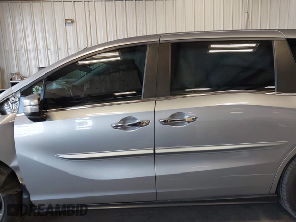 2018 Honda Odyssey EX-L z VIN 5FNRL6H70JB059653, wystawiony jako IAAI lot #42324330 z przebiegiem 115 623 mil mil oraz . Historia ofert i sprzedaży dostępna na DreamBid. Obrazek 15.