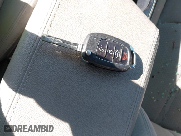 2019 Hyundai Sonata SE with VIN 5NPE24AF3KH753232, listed as a IAAI auction lot 41843557 with 52,996 mi miles and . Bid and sale history available at carsss.com. Image 11.
