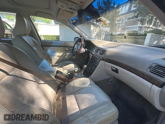 2006 Volvo S80 with VIN YV1TS592861442434, listed as a Copart auction lot 76491654 with 216,040 mi miles and Clean Title. Bid and sale history available at carsss.com. Image 5.