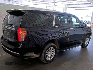 2022 Chevrolet Tahoe LS z VIN 1GNSKMKD7NR129745, wystawiony jako IAAI lot #42566236 z przebiegiem 95 126 mil mil oraz . Historia ofert i sprzedaży dostępna na DreamBid. Obrazek 13.
