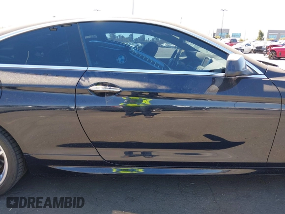 2012 BMW 6 Series 650i with VIN WBALX3C56CDV77689, listed as a IAAI auction lot 41840326 with 92,218 mi miles. Bid and sale history available at carsss.com. Image 14.