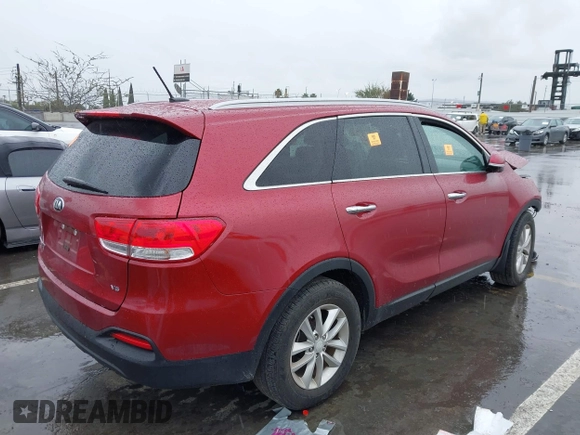 2018 Kia Sorento LX with VIN 5XYPG4A52JG357607, listed as a IAAI auction lot 41799029 with Not provided miles and . Bid and sale history available at DreamBid. Image 4.
