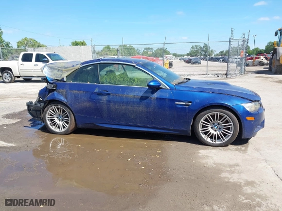 2013 BMW M3 with VIN WBSDX9C54DE785715, listed as a IAAI auction lot 41959235 with 1 mi miles. Bid and sale history available at carsss.com. Image 13.