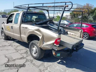 2012 Ford F-250 XL z VIN 1FT7X2A64CEC71286, wystawiony jako IAAI lot #42536742 z przebiegiem Nie podano mil oraz . Historia ofert i sprzedaży dostępna na DreamBid. Obrazek 3.