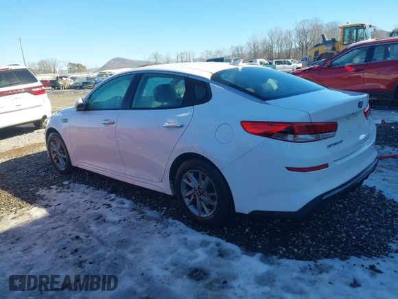2019 Kia Optima LX with VIN 5XXGT4L33KG339985, listed as a IAAI auction lot 41218499 with 119,007 mi miles. Bid and sale history available at carsss.com. Image 3.