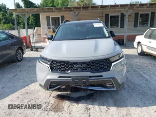 2022 Kia Sorento SX z VIN 5XYRKDLF8NG107713, wystawiony jako IAAI lot #42286802 z przebiegiem 53 718 mil mil oraz . Historia ofert i sprzedaży dostępna na DreamBid. Obrazek 12.