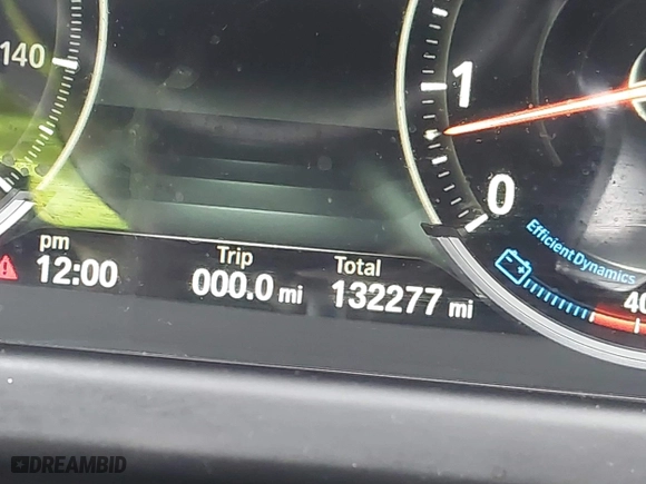 2016 BMW 6 Series 650i xDrive with VIN WBA6H7C5XGGA05033, listed as a IAAI auction lot 41723869 with 132,227 mi miles. Bid and sale history available at carsss.com. Image 15.