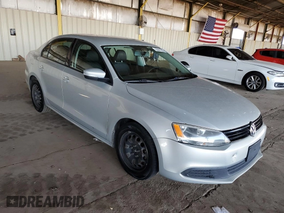 2011 Volkswagen Jetta Sedan SE PZEV with VIN 3VWDZ7AJ9BM049850, listed as a Copart auction lot 55041995 with 230,511 mi miles and Clean Title. Bid and sale history available at carsss.com. Image 4.