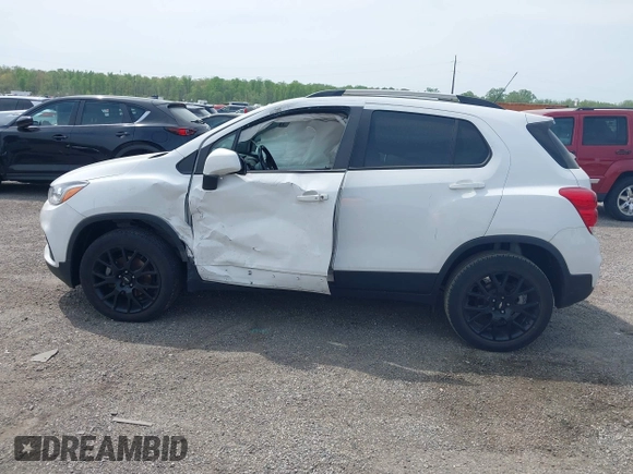 2022 Chevrolet Trax LT with VIN KL7CJPSM4NB530127, listed as a IAAI auction lot 42103923 with 34,851 mi miles and . Bid and sale history available at DreamBid. Image 14.