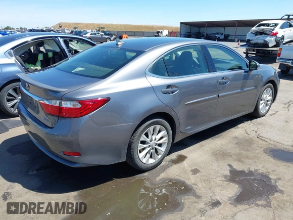 2013 Lexus ES 300h with VIN JTHBW1GG6D2033481, listed as a IAAI auction lot 42262327 with 162,138 mi miles and . Bid and sale history available at DreamBid. Image 4.