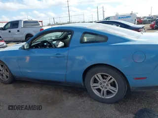 2011 Ford Mustang V6 with VIN 1ZVBP8AM1B5160444, listed as a IAAI auction lot 41674386 with 113,893 mi miles and . Bid and sale history available at carsss.com. Image 14.