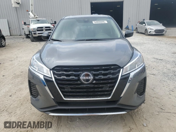 2023 Nissan Kicks S with VIN 3N1CP5BV7PL523451, listed as a Copart auction lot 54800095 with 11,333 mi miles and Salvage Title. Bid and sale history available at DreamBid. Image 5.