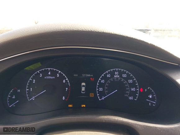 2013 Hyundai Genesis 3.8L with VIN KMHGC4DD1DU237732, listed as a IAAI auction lot 41911514 with 121,266 mi miles. Bid and sale history available at carsss.com. Image 7.