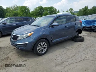 2015 Kia Sportage LX z VIN KNDPB3AC2F7709547, wystawiony jako Copart lot #59698455 z przebiegiem 121 325 mil mil oraz Szkoda całkowita • Salvage title. Historia ofert i sprzedaży dostępna na DreamBid. Obrazek 1.