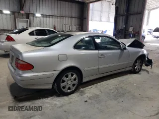 2000 Mercedes-Benz CLK 320/430 with VIN WDBLJ65G4YF123097, listed as a Copart auction lot 46896465 with 156,797 mi miles and Salvage Title. Bid and sale history available at DreamBid. Image 3.
