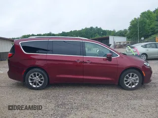 2021 Chrysler Pacifica Touring L с VIN 2C4RC1BG4MR578113, выставлен на аукционе IAAI как лот 42276291 с пробегом 4 216 миль миль и . История ставок и продаж доступна на DreamBid. Изображение 13.