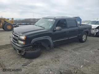 2006 Chevrolet Silverado 1500 LT1 with VIN 2GCEK13T661139803, listed as a Copart auction lot 49402175 with 268,239 mi miles and Salvage Title. Bid and sale history available at carsss.com. Image 1.