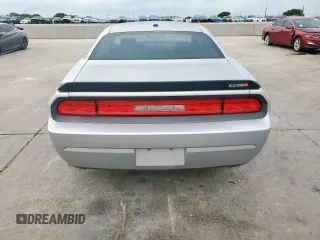 2010 Dodge Challenger SRT-8 with VIN 2B3CJ7DW4AH161290, listed as a Copart auction lot 53577565 with 41,803 mi miles and Salvage title. Bid and sale history available at DreamBid. Image 6.