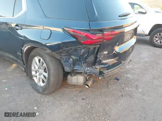 2022 Chevrolet Traverse LS with VIN 1GNERFKWXNJ136631, listed as a IAAI auction lot 41250707 with 65,324 mi miles. Bid and sale history available at carsss.com. Image 6.