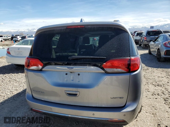 2020 Chrysler Pacifica Limited z VIN 2C4RC1GG5LR143740, wystawiony jako Copart lot #50421015 z przebiegiem 97 006 mil mil oraz Szkoda całkowita • Salvage title. Historia ofert i sprzedaży dostępna na DreamBid. Obrazek 6.
